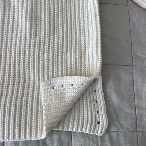 Everlane sweater size small - Picture 3 of 3